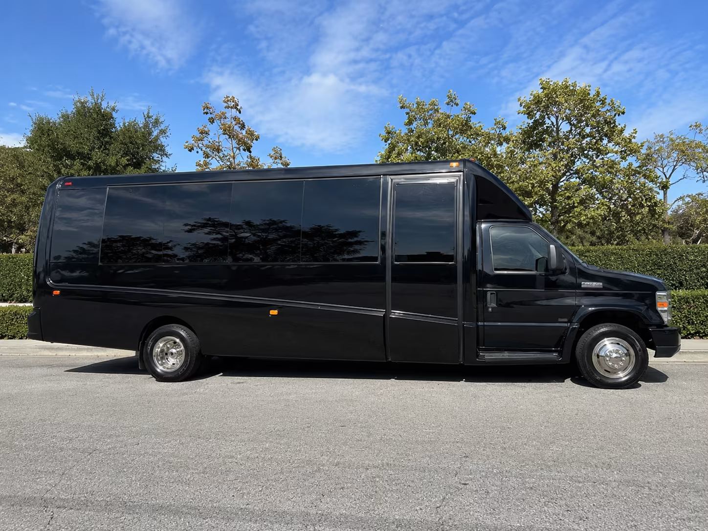 bus rentals for dayton amphitheater shows and downtown events