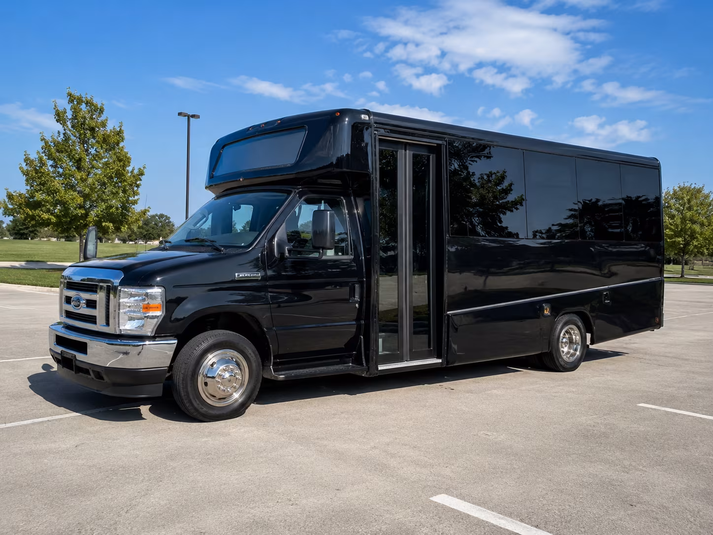 charter buses for science and discovery field trips near kettering