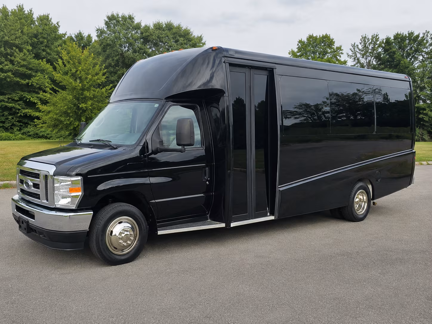 museum and zoo field trip buses for kettering elementary and middle schools