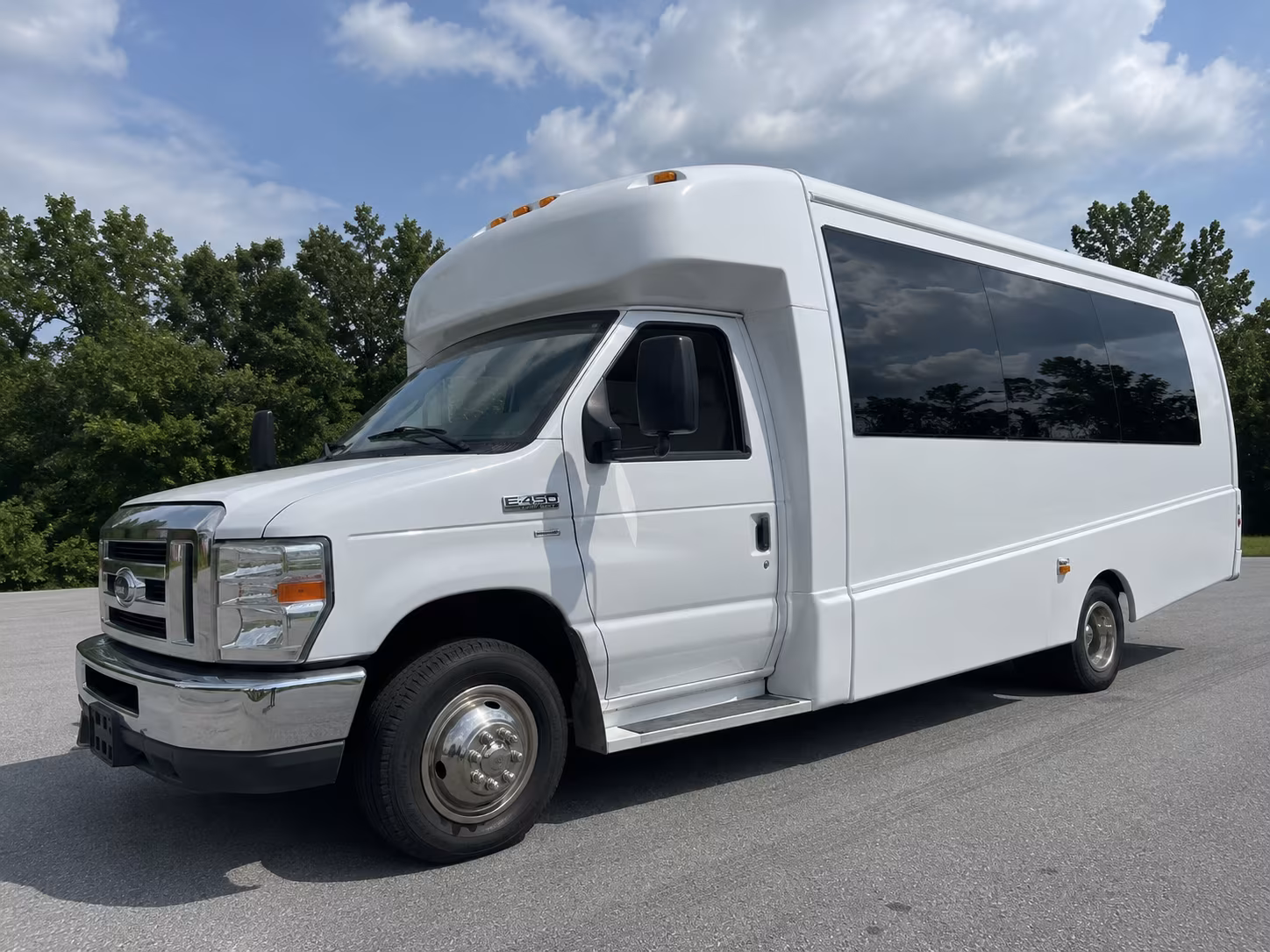 party bus rentals for kettering area proms